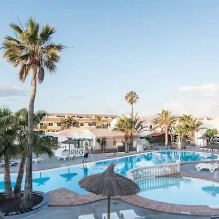Lovely Apartment Near The Beach With Pool & Wifi Caleta De Fuste Exteriör bild